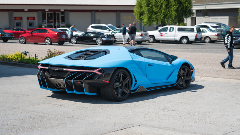 Illustration for article titled Everywhere You Go At Monterey Car Week Will Blow Your Mind